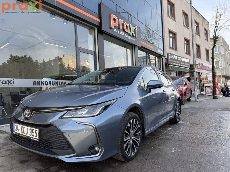 PRAXİ OTOMOTİV’DEN 2023 Corolla 1.8 Hybrid Flame X-Pac